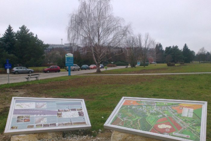 Ilustračný obrázok k článku Mestečko Dudince dostane uvítací monument: Postará sa oň novozámocká firma