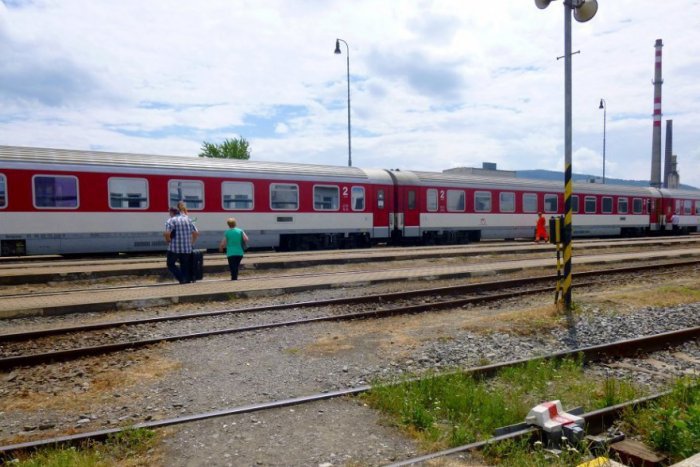 Ilustračný obrázok k článku Výluka na trati pri Zámkoch: Obrňte sa trpezlivosťou, kedy a kde nepôjdu vlaky?