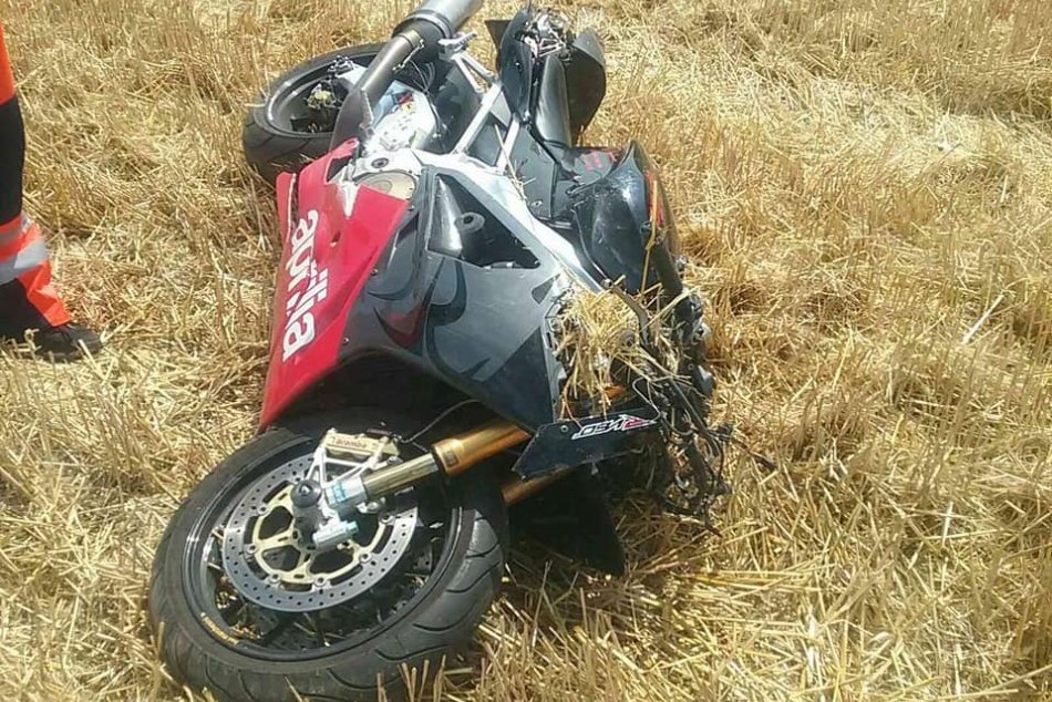 Ilustračný obrázok k článku Tragédia neďaleko Nových Zámkov: Po zrážke s autom vyhasol život motorkára
